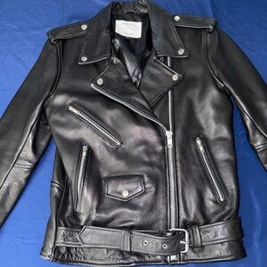 Sleek Black 100% Genuine Leather Biker Jacket